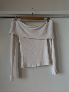 Babaton Off-Shoulder Ribbed Long Sleeve Top - White